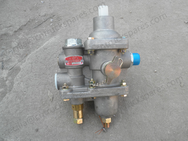 4120000084 Air Brake Valve Assembly
