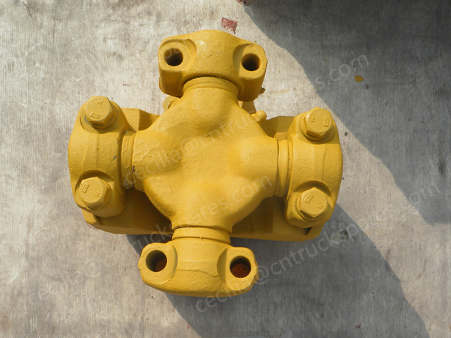 P16Y-12-00000 Universal Joint Spider Assembly